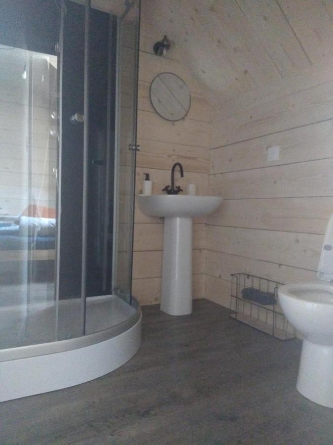 Kerflaveur Hotel La Fresnaye-au-Sauvage Buitenkant foto